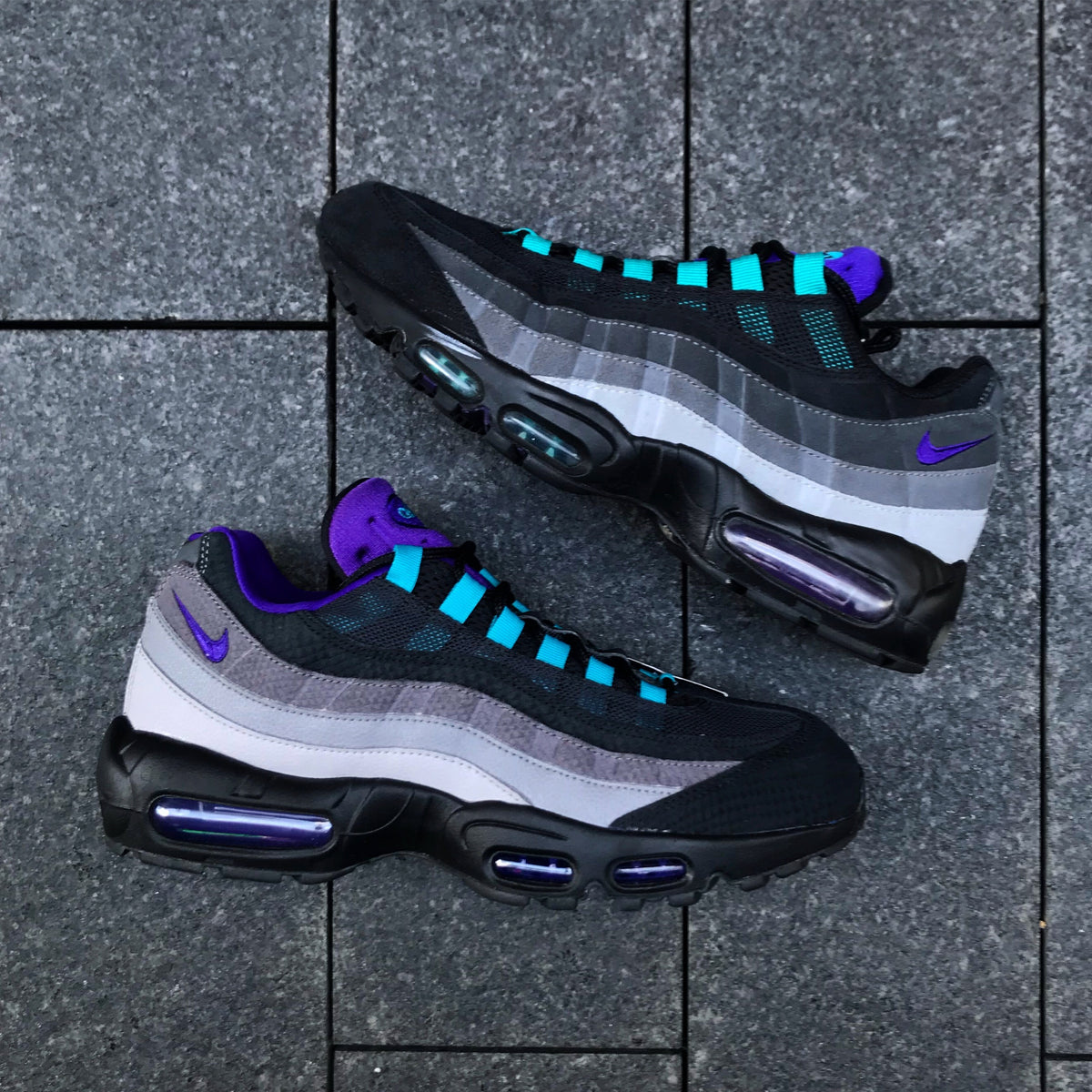 AIRMAX 95 Grape - Where street meets lux