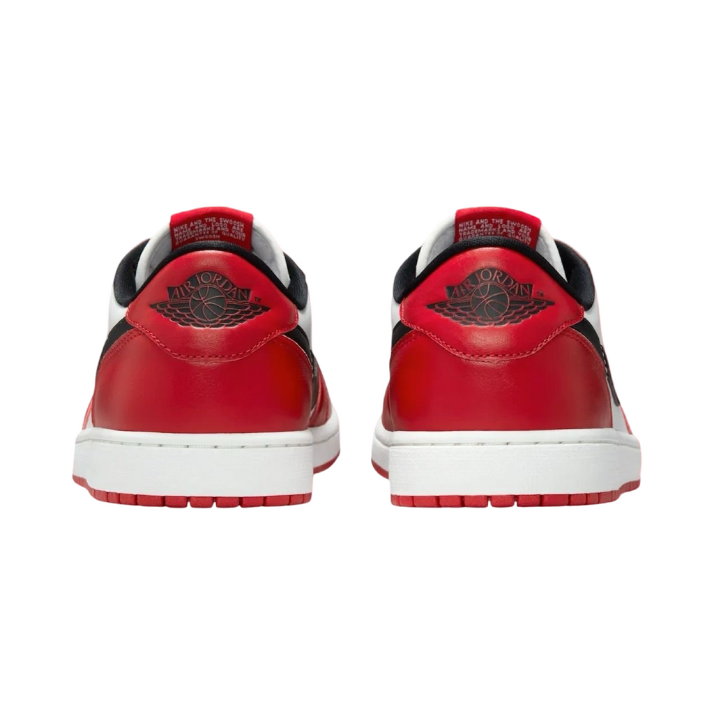 Air Jordan 1 Low Retro OG Chicago 2025 White Varsity Red Black