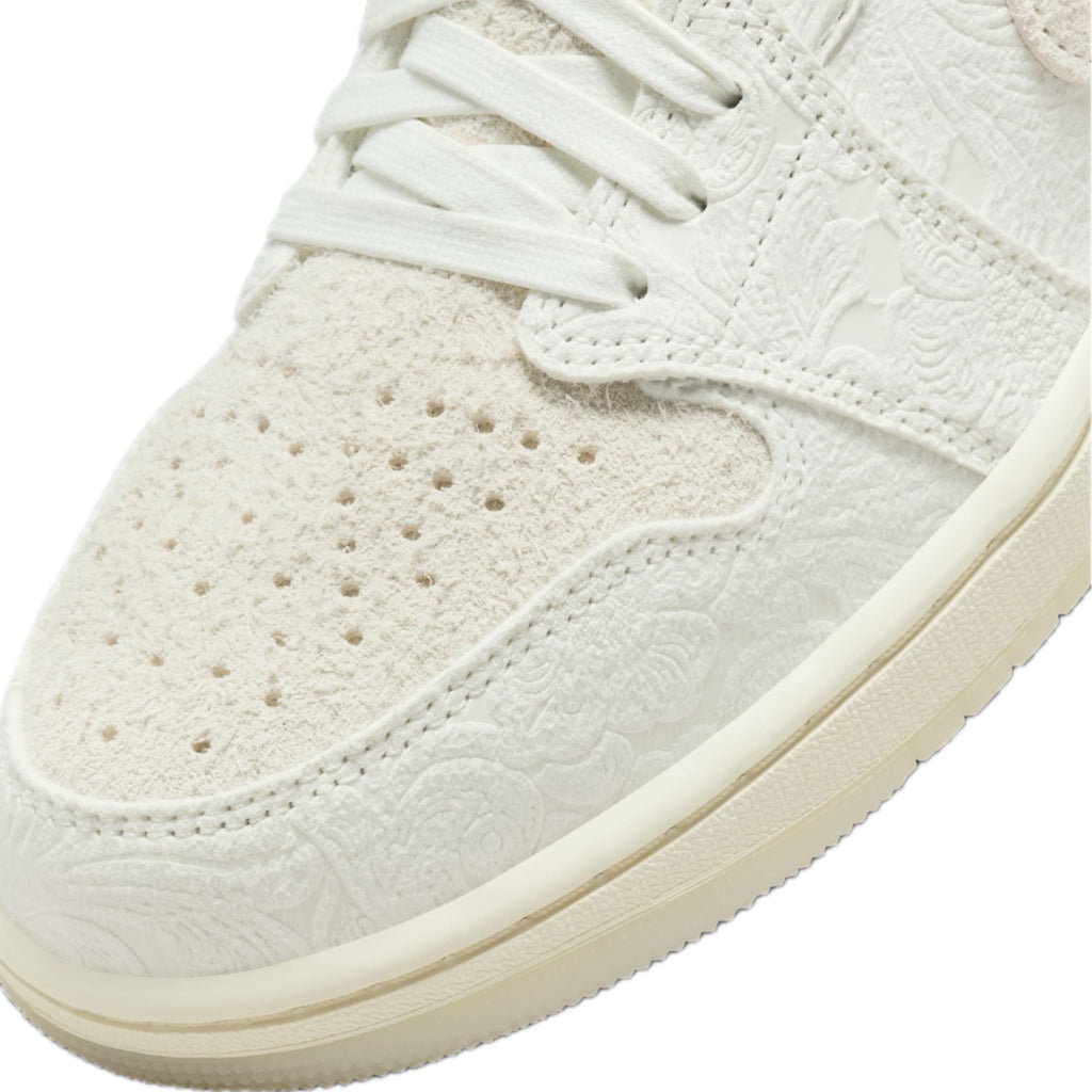 Air Jordan 1 Retro Low OG Chris Paul Light Cream Sail