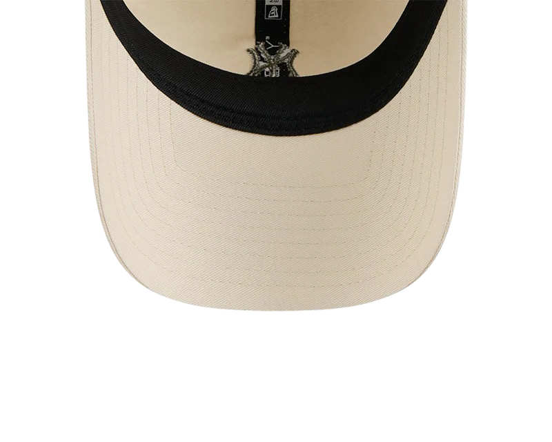 New Era 920 Pre Curved Mini Vintage New York Yankees Light Cream Cap