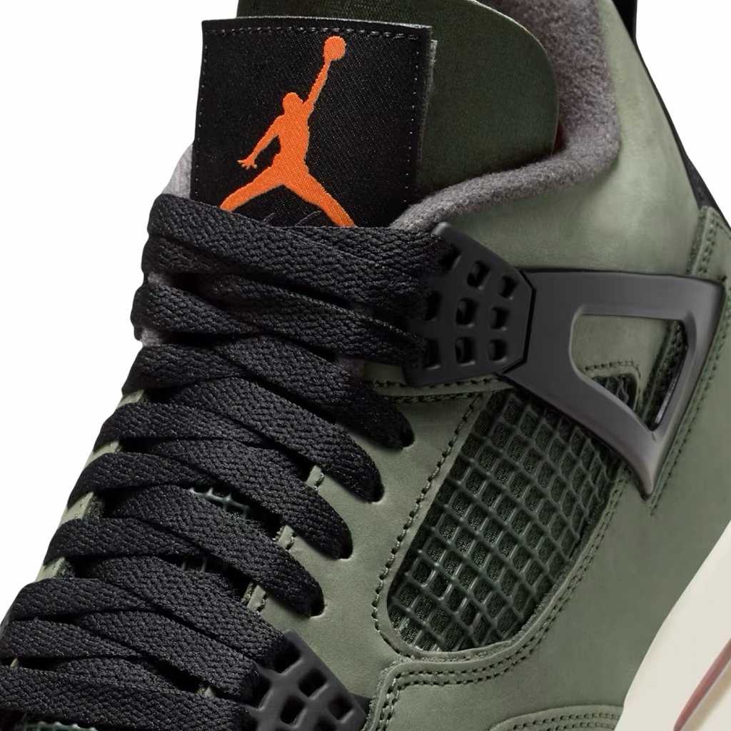 Air Jordan 4 Retro OG Undefeated Deep Green Clementine Black IB1519-200