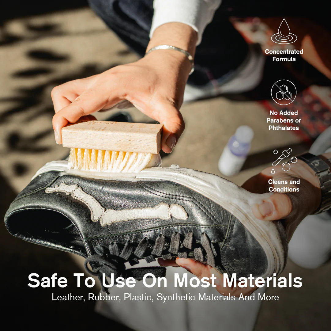 Jason Markk Premium Shoe Cleaning 4oz CARE Kit