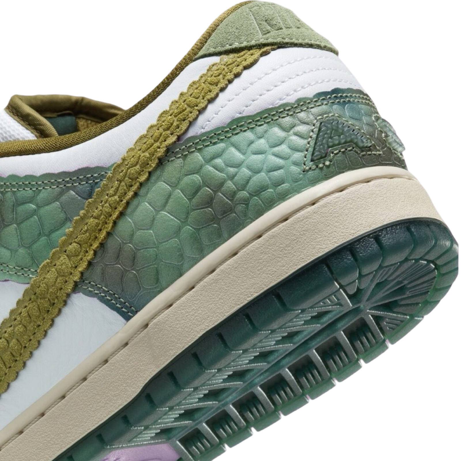 Nike SB Dunk Low Pro QS Oil Green Desert Moss White