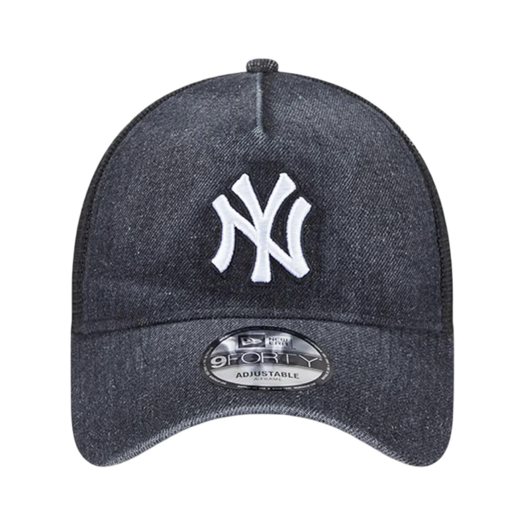 New Era 940 Trucker A-Frame Washed Denim Snapback New York Yankees Black Cap