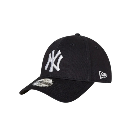 New Era 940 Pre-Curved Visor New York Yankees Navy White Cap