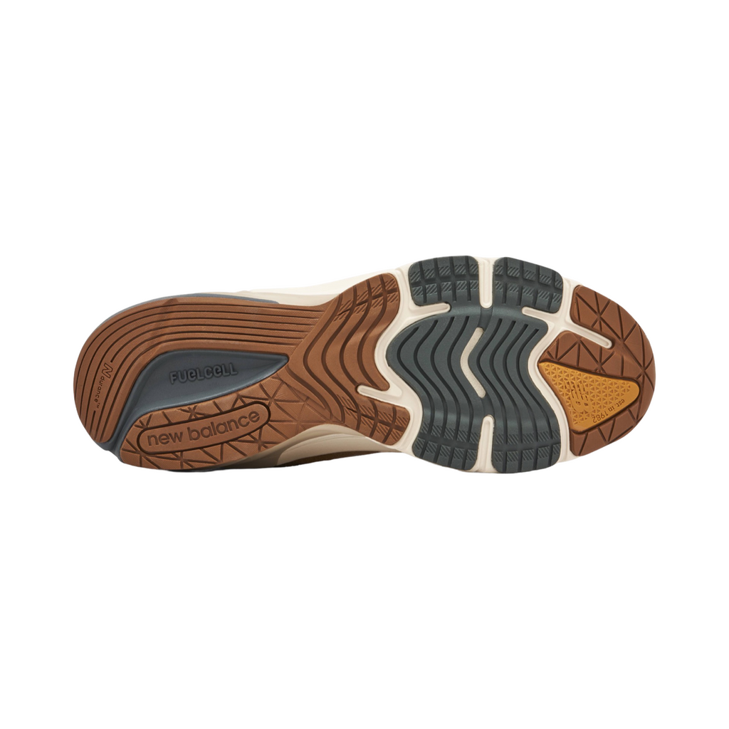 New Balance Carhartt 990v6 Brown