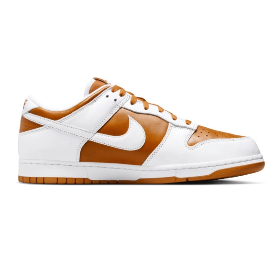 Dunk Nike Low QS CO.JP Reverse Curry Dark Curry White