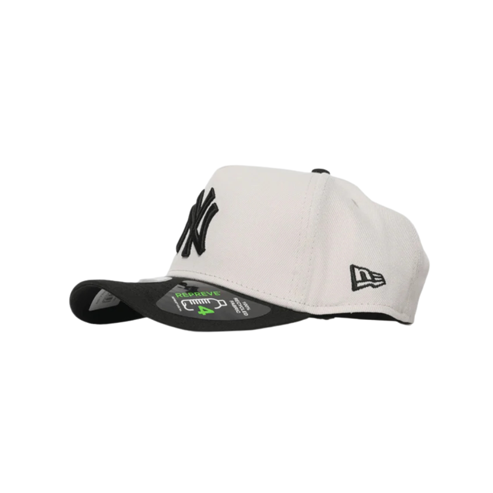 New Era 9Forty A-Frame Repreve New York Yankees Two Tone Snapback Cap