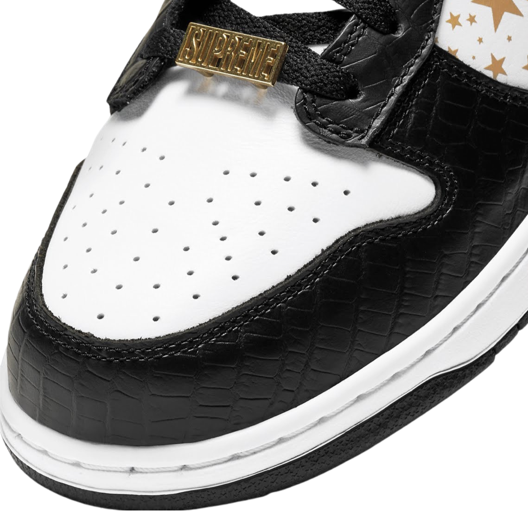 Nike SB Dunk Low Supreme Stars White Black Metallic Gold (2021)