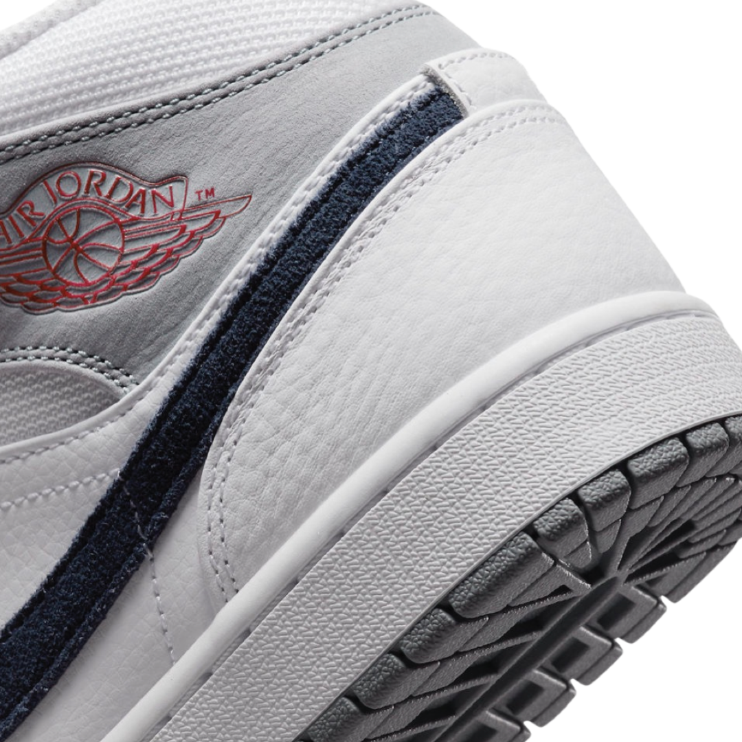 Air Jordan 1 Mid Paris White University Red Stealth Midnight Navy