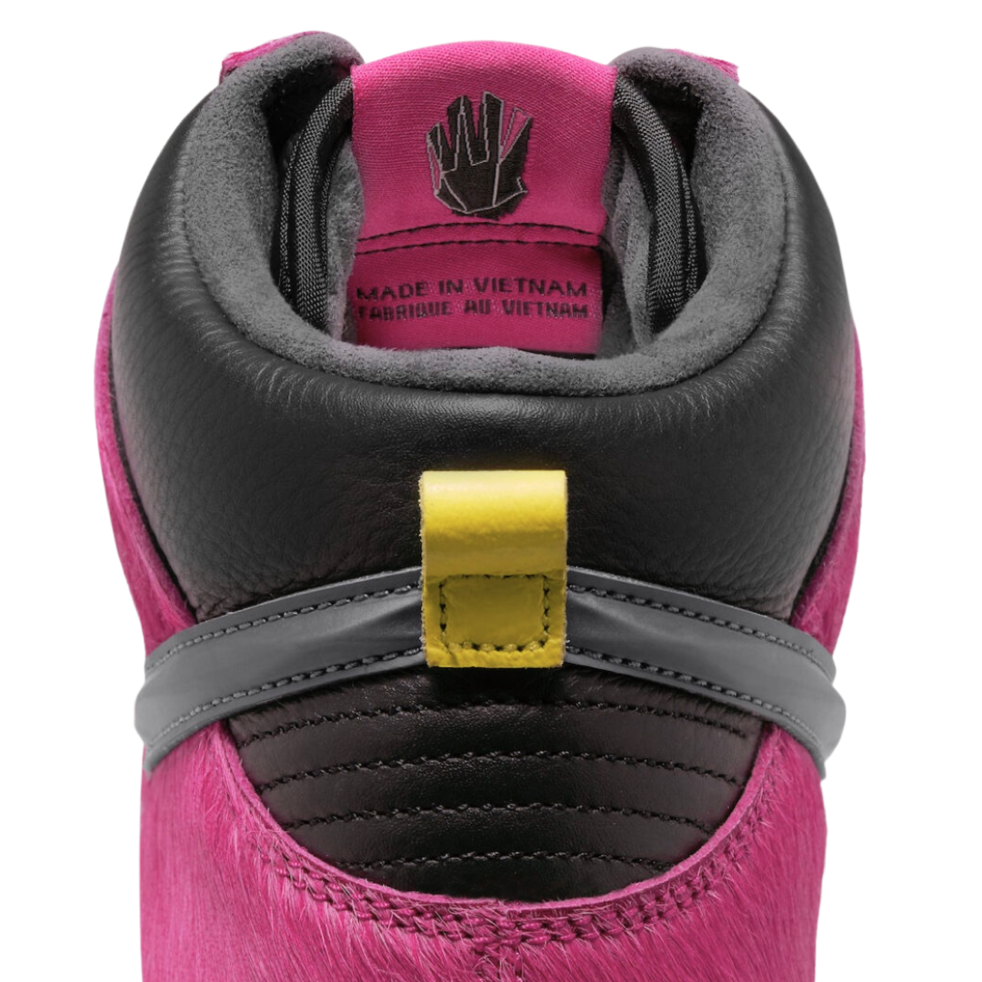 Nike SB Dunk High QS Run The Jewels Active Pink Black