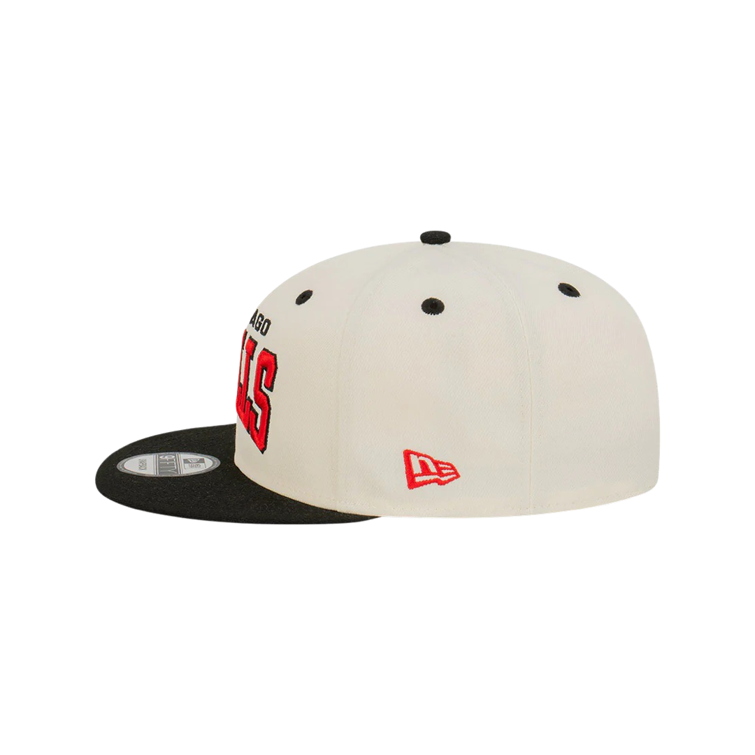 New Era 950 Chrome Pro Arch Chicago Bulls White Red Black Snapback Cap