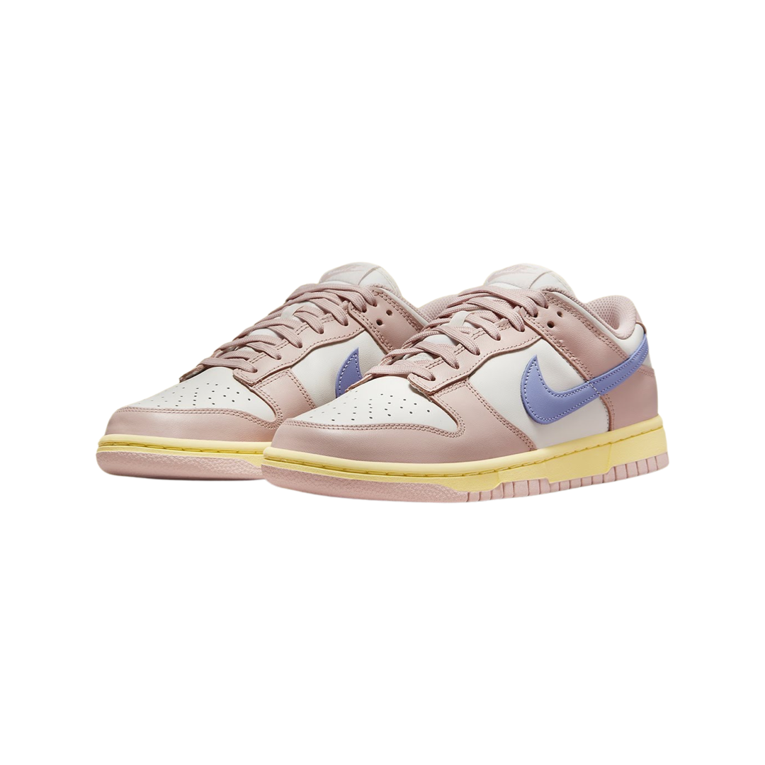 Women's Nike Dunk Low Pink Oxford Light Thistle