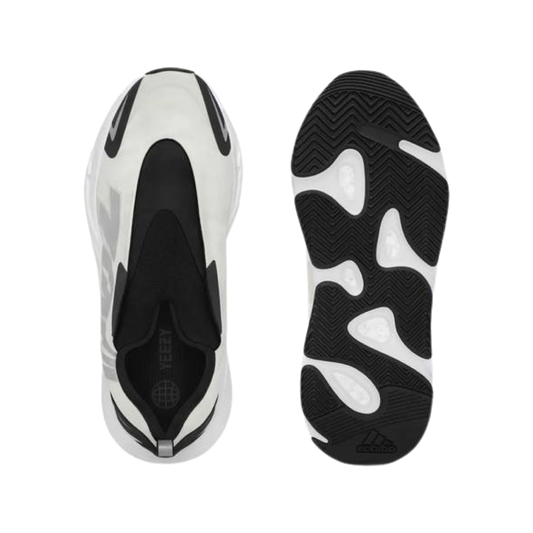 Yeezy 700 MNVN Analog White Black