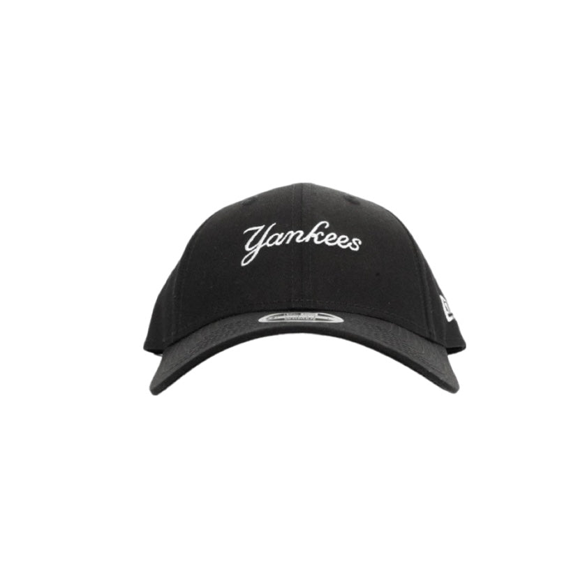 Women's New Era 9Forty New York Yankees Black Script Black White Cap