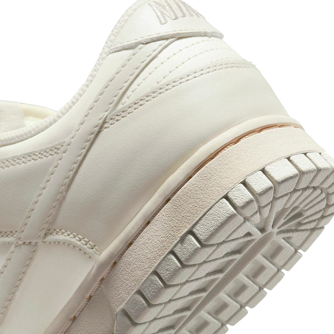 Women's Nike Dunk Low Sail Light Bone Cashmere