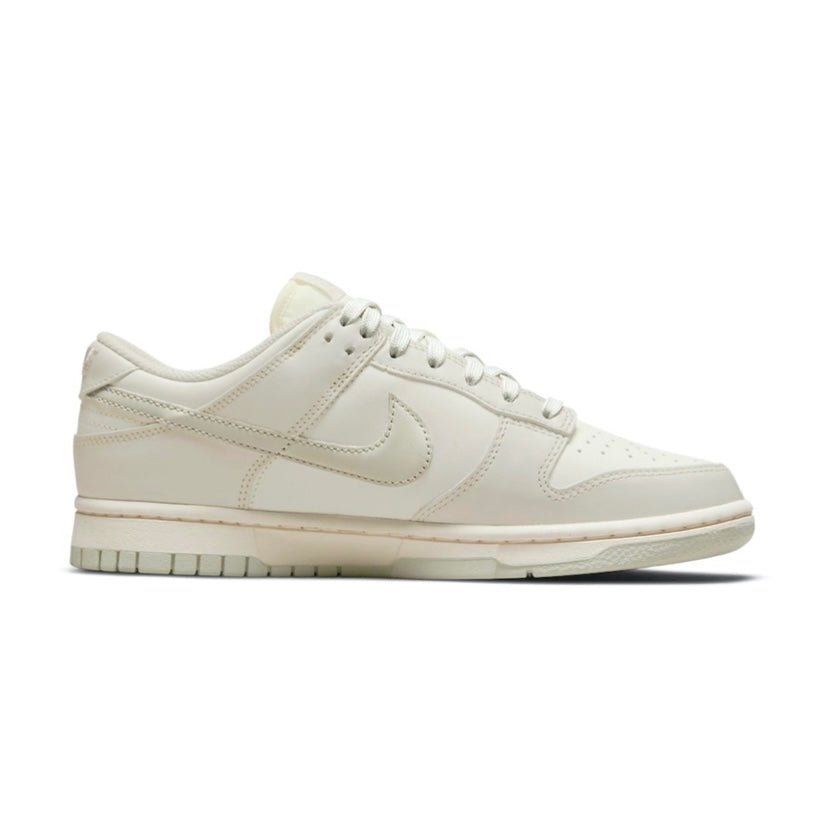 Women's Nike Dunk Low Sail Light Bone Cashmere