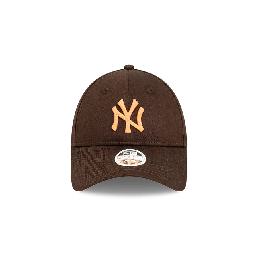 Women's New Era 940 CS New York Yankees Caramel Mocha Clothstrap