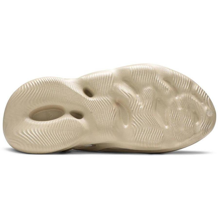 Yeezy Foam Runner RNNR Sand By adidas