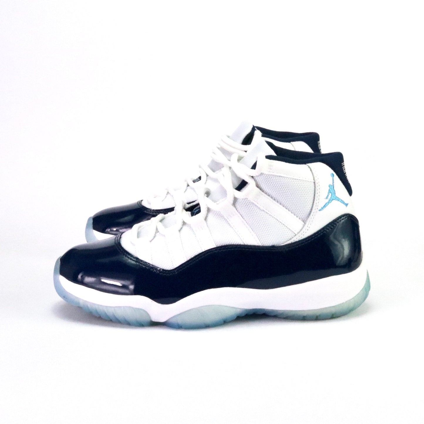 Air Jordan 11 Retro Win Like 82 White University Blue