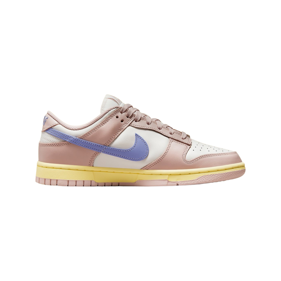 Women's Nike Dunk Low Pink Oxford Light Thistle