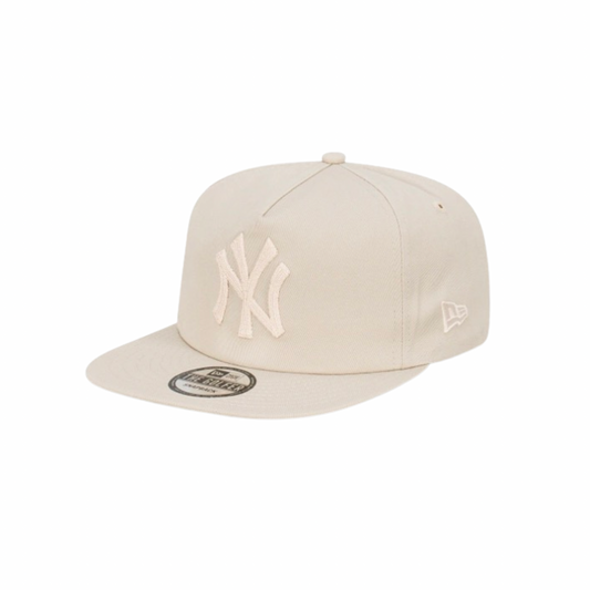 New Era Golfer New York Yankees Stone White Chain Stitch Snapback