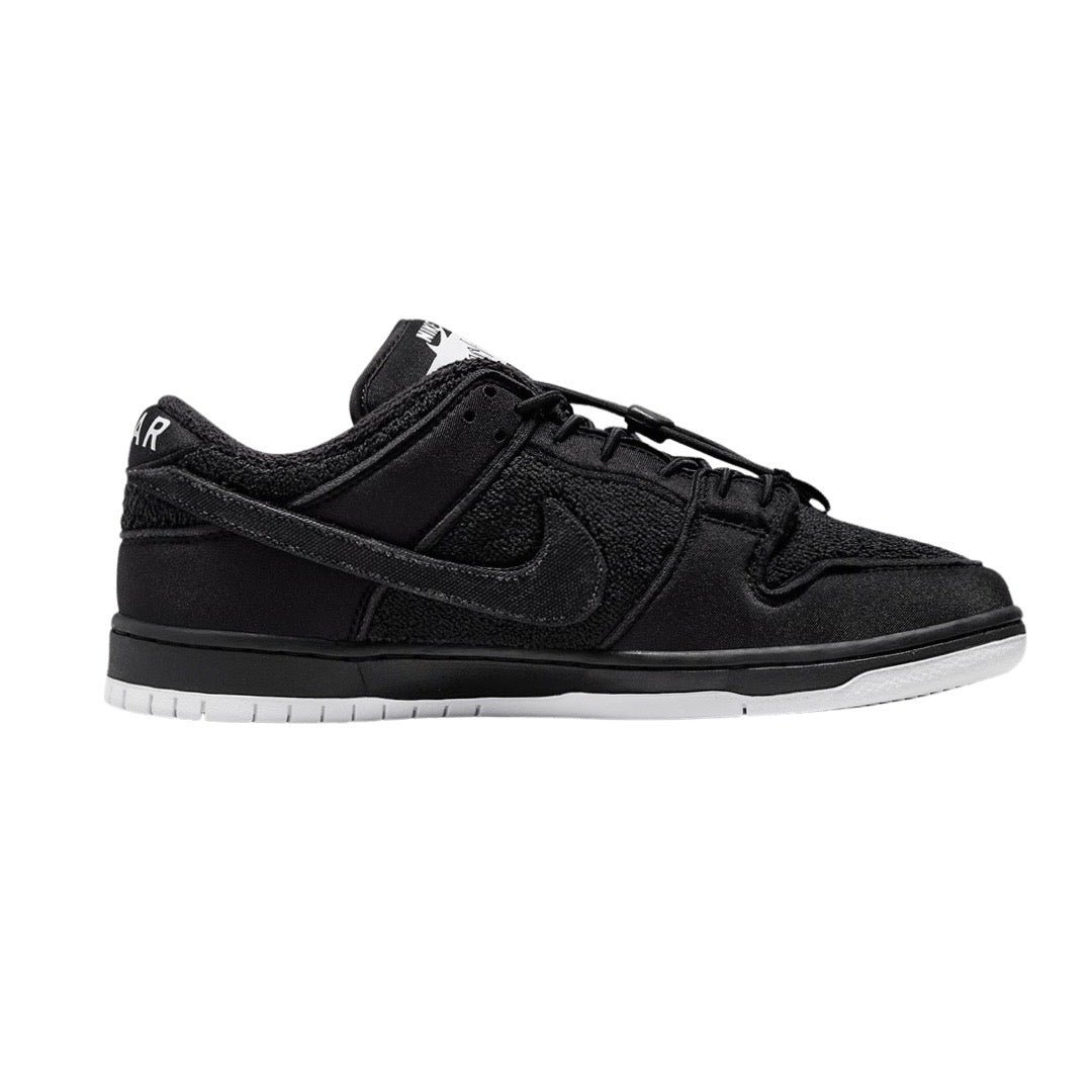 Nike SB Dunk Low Pro QS Gnarhunters Black Black White