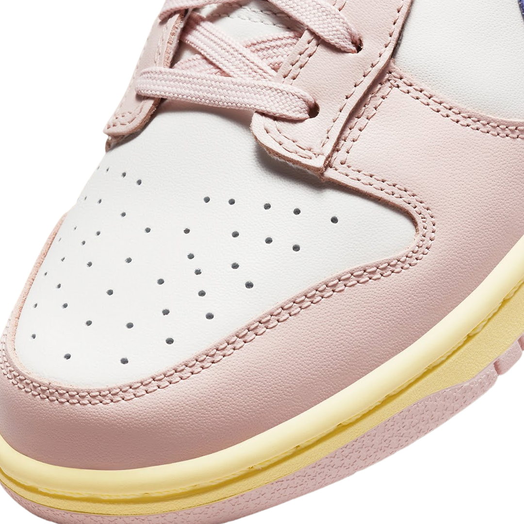 Women's Nike Dunk Low Pink Oxford Light Thistle