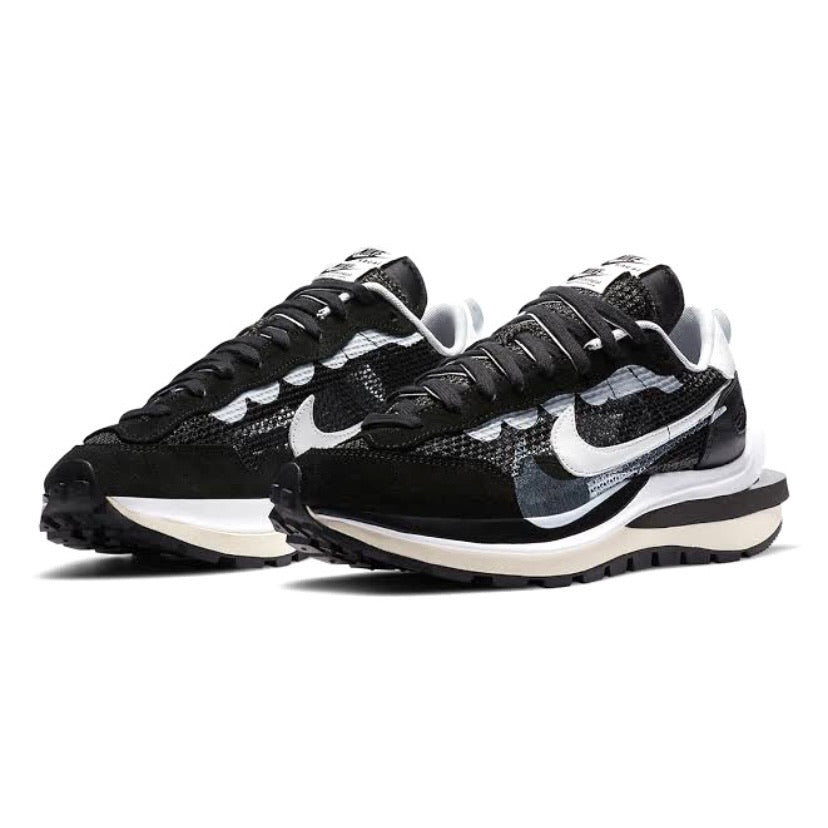 Nike Sacai x Vaporwaffle Black Summit White