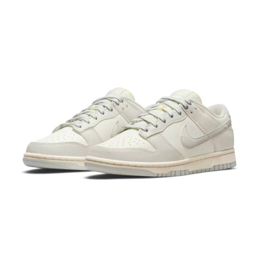 Women's Nike Dunk Low Sail Light Bone Cashmere