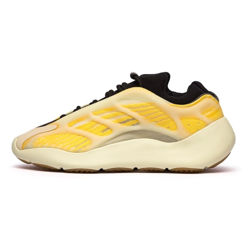 Yeezy 700 V3 Mono Safflower HP5425