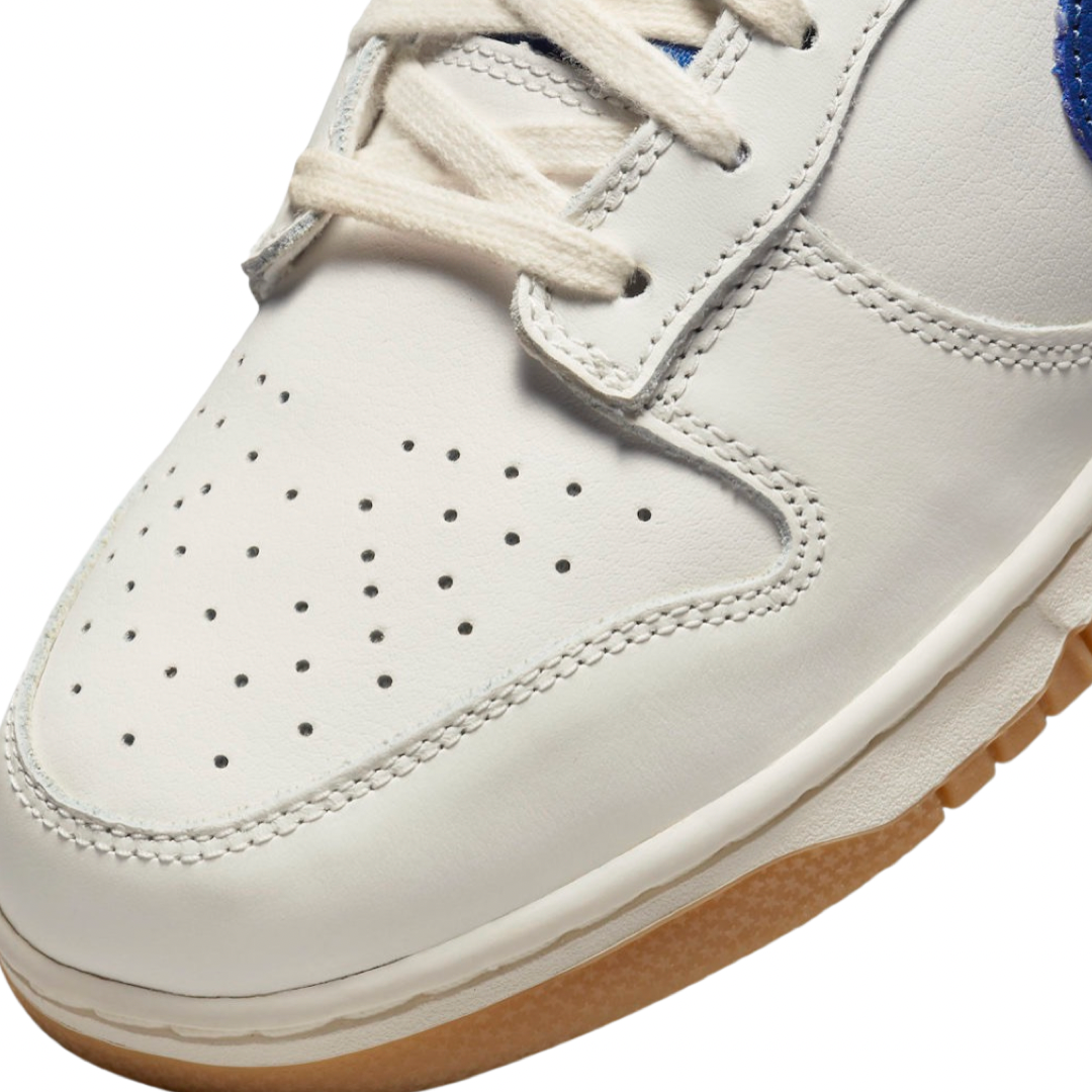 Nike Dunk Low SE Sail Dark Marina Blue White