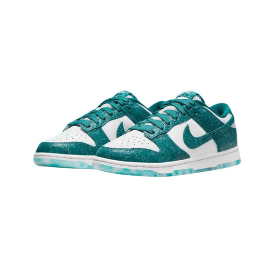 Women's Nike Dunk Low Ocean Summit White Bright Spruce