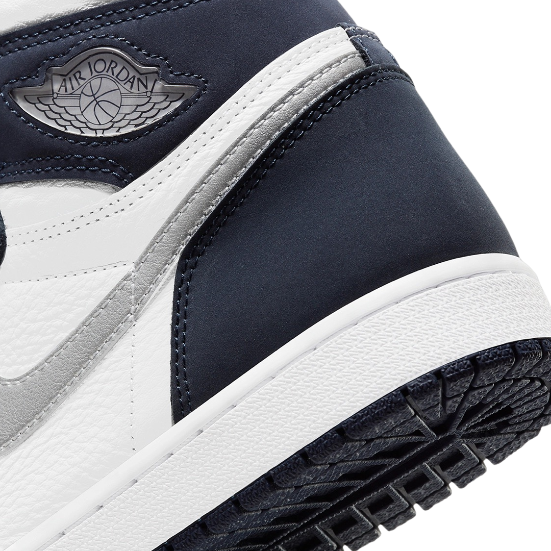 Air Jordan 1 High Retro CO JP Japan Obsidian Midnight Navy (2020) Special Edition Suitcase Box